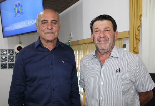 Vereadores cobram que Lei nº 10.993 que estabelece tempo no atendimento bancário seja cumprida
