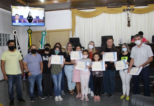 Vereador faz Moção para homenagem a Professoras e Indicações para Saúde e Cultura