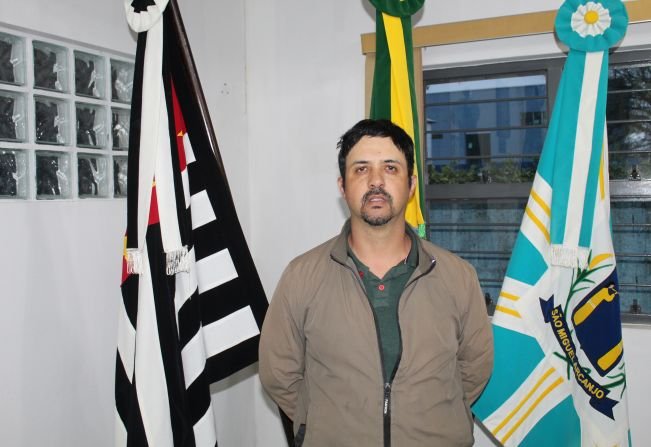 Vereador solicita conserto das calçadas no entroncamento das Ruas José Alves Machado e Antônio Primo Nalesso