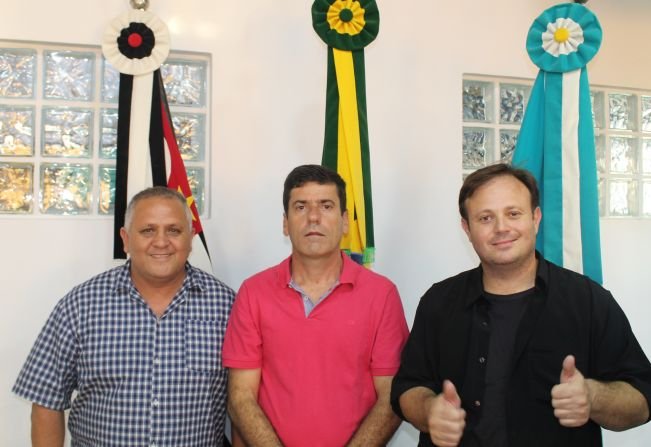 Vereadores fazem Indicações para segurança escolar e melhorias na infraestrutura de bairros