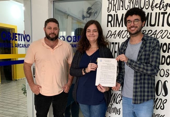 Escola do Legislativo visita Escolas da cidade