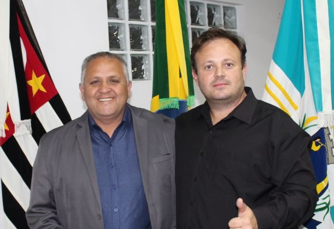 Vereadores fazem Requerimento para obras de melhorias na Escola Vereador José Camargo